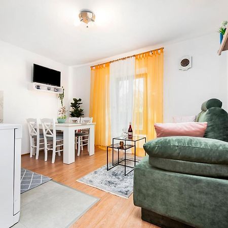 Apartment Roze Rovinj Exterior photo